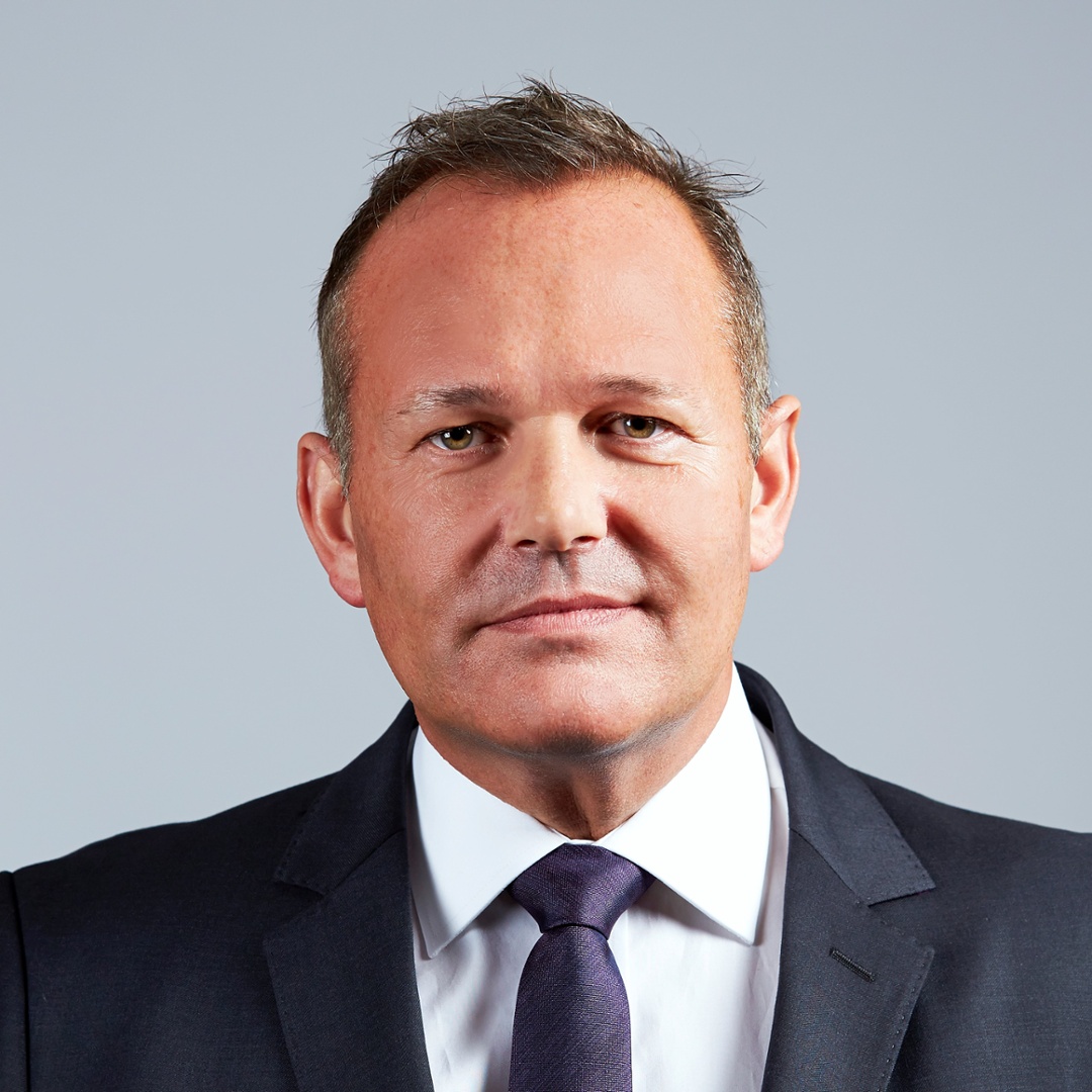 Richard "Dickie" Hodges | Nomura Asset Management