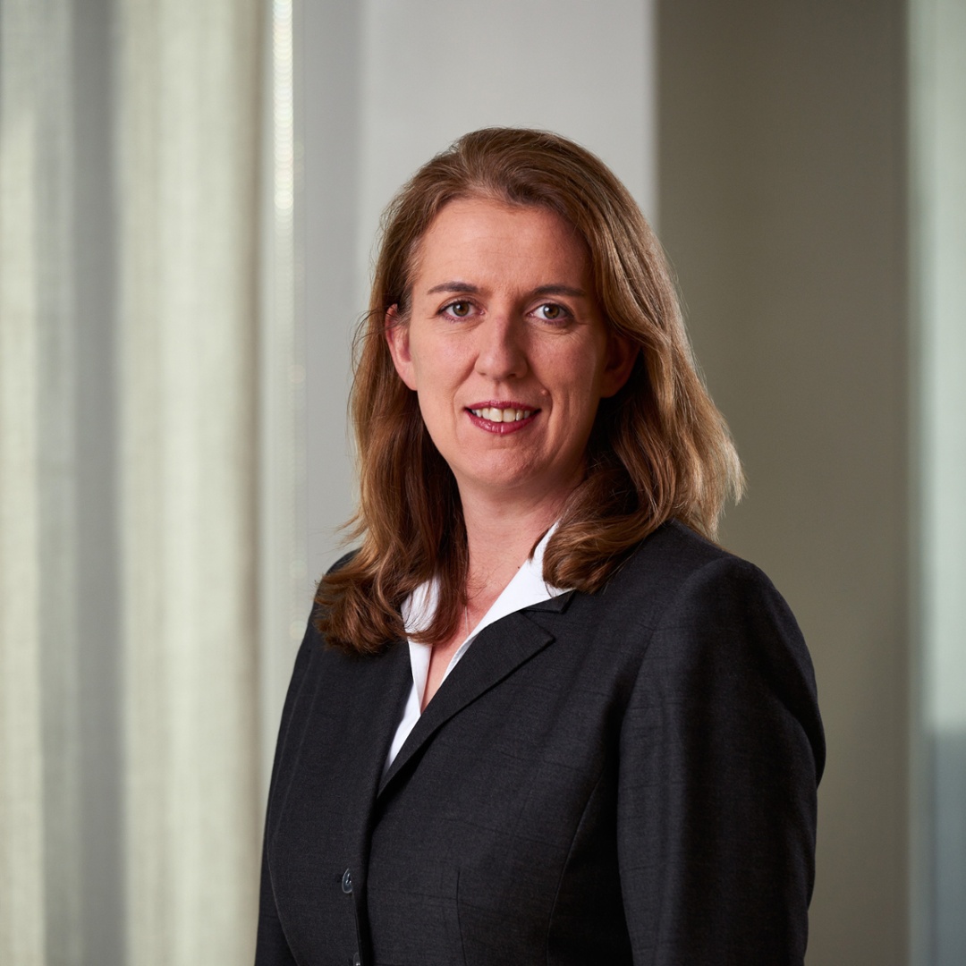 Julie Dickson | Capital Group