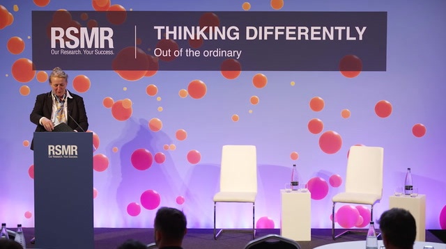 Julie Dickson, Capital Group